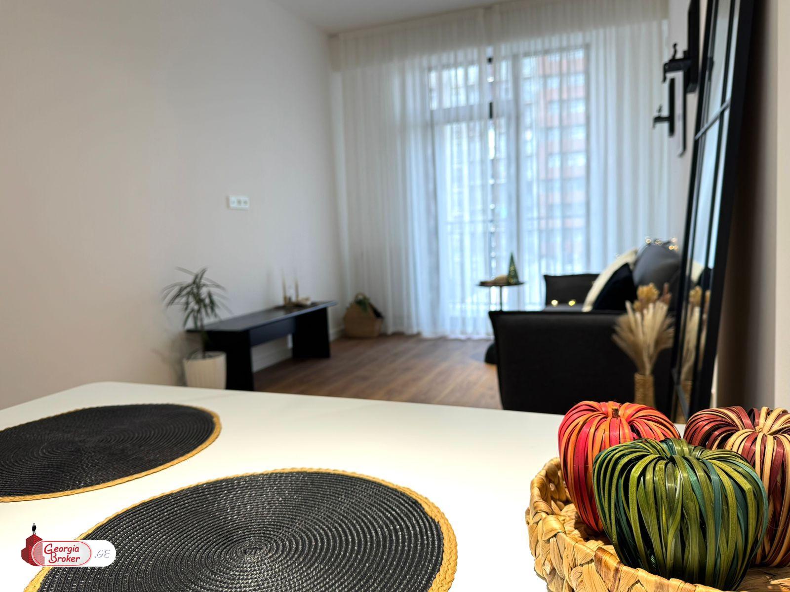 nearly repaired 2-room apartment for sale